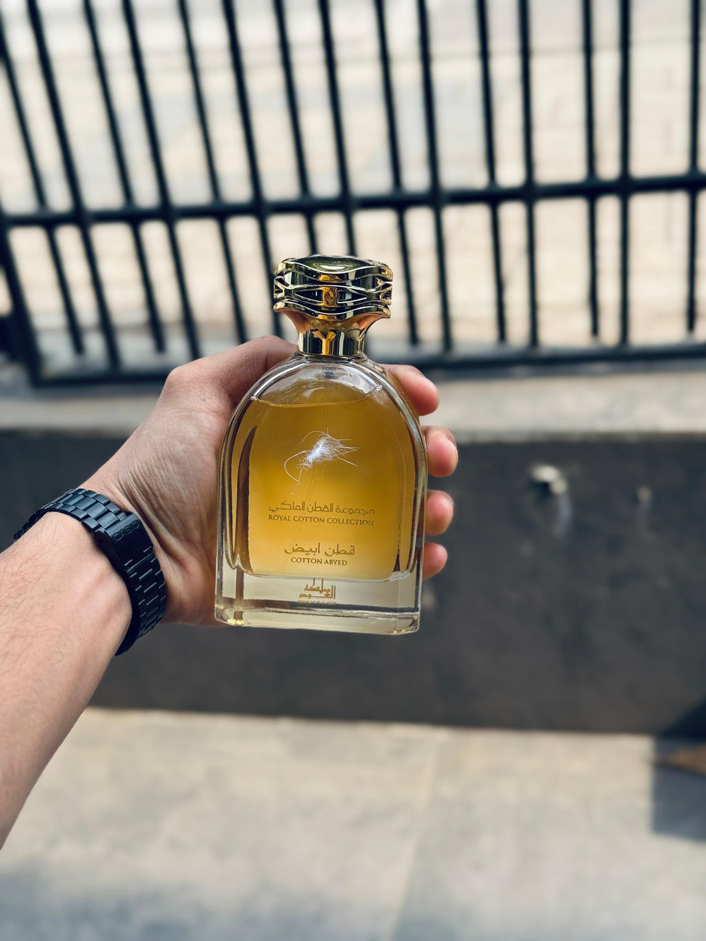 Mamlakat Al Oud Cotton Abyed, Royal Cotton Collection