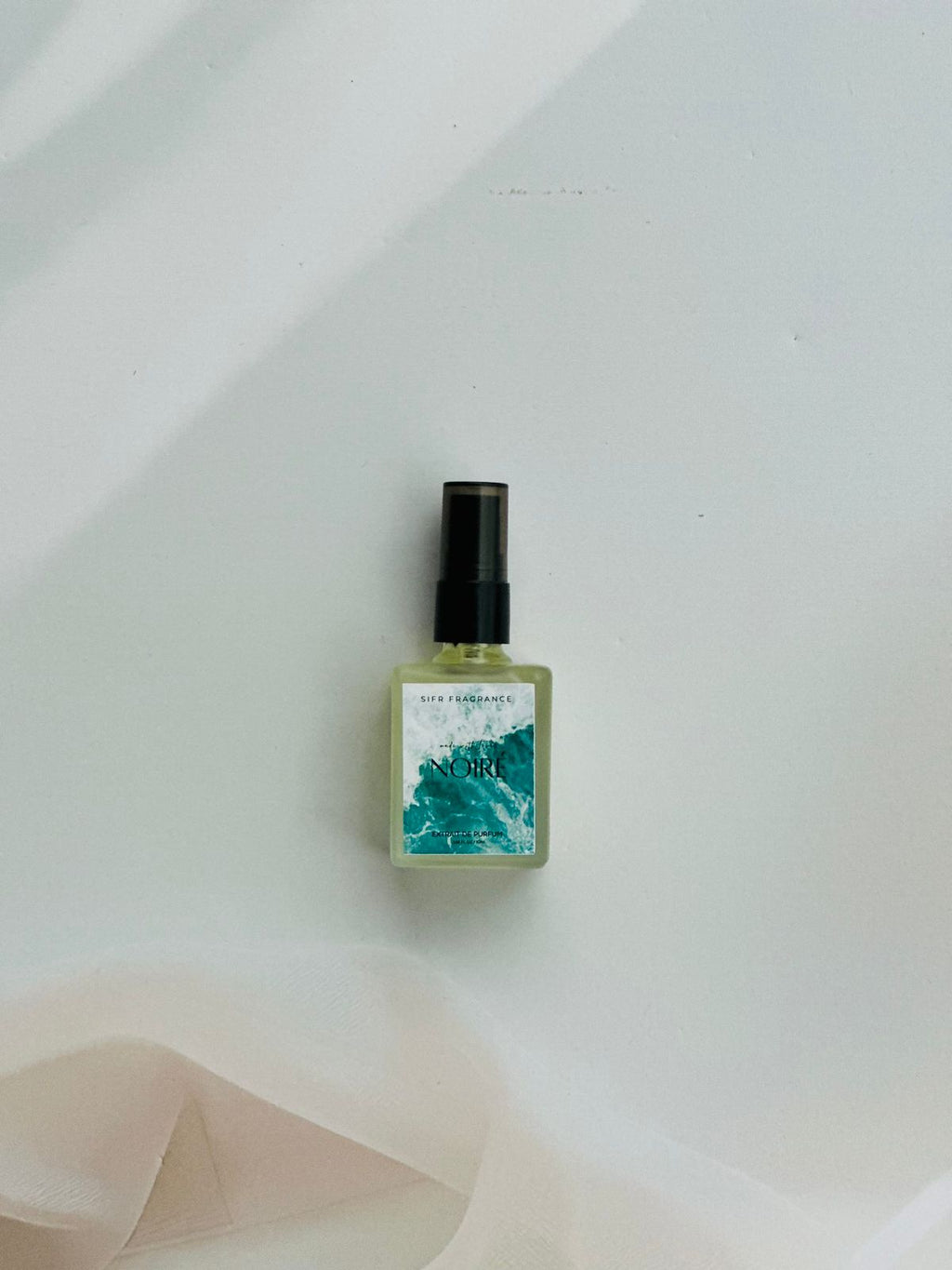 Sifr Fragrances Noire perfume – bold fruity floral scent for men and women